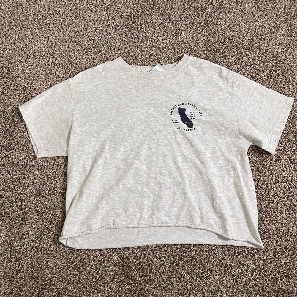2 for $20// California graphic tees cropped tshirt john galt/ brandy mel…